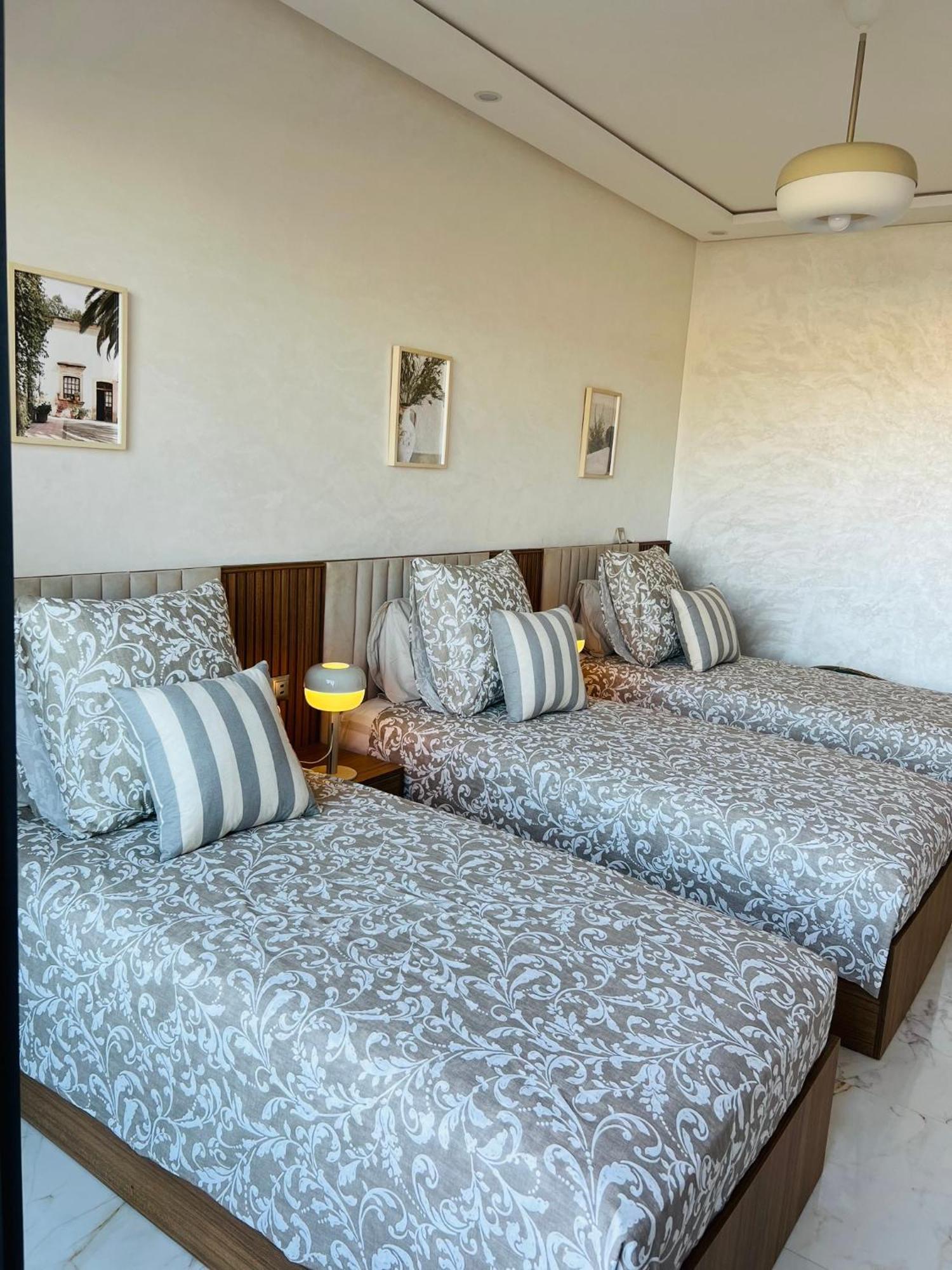 Fun And Sun - Appartement De Luxe - Dahomey Beach - ブズニカ エクステリア 写真