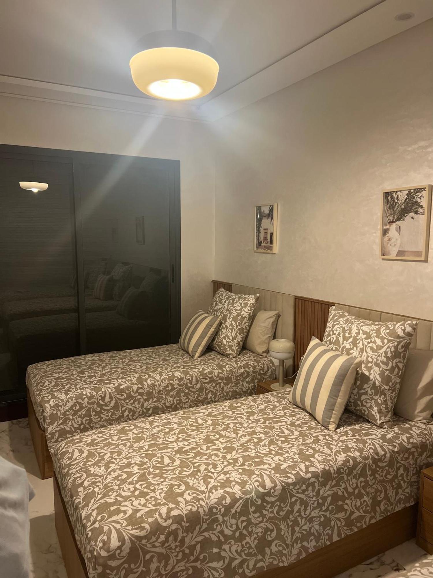 Fun And Sun - Appartement De Luxe - Dahomey Beach - ブズニカ エクステリア 写真